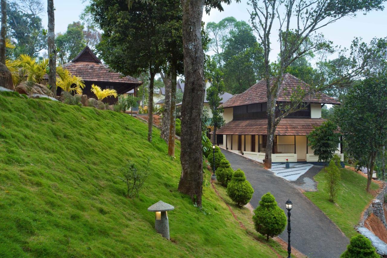 Spices Lap, Thekkady Hotel Bagian luar foto