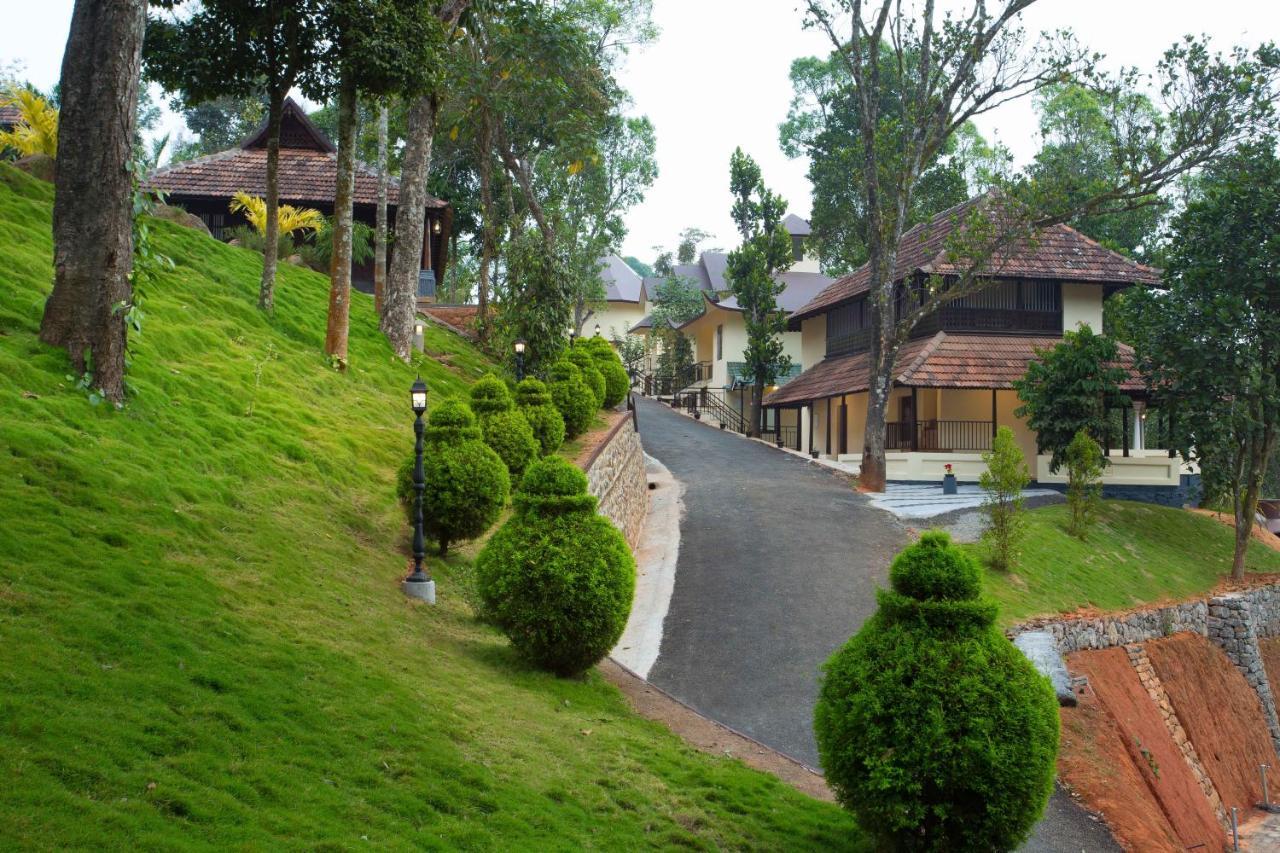 Spices Lap, Thekkady Hotel Bagian luar foto