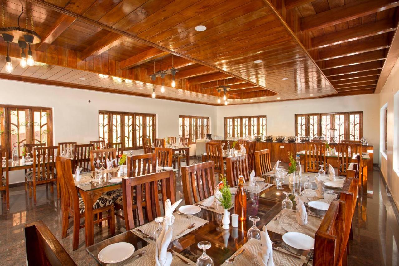 Spices Lap, Thekkady Hotel Bagian luar foto