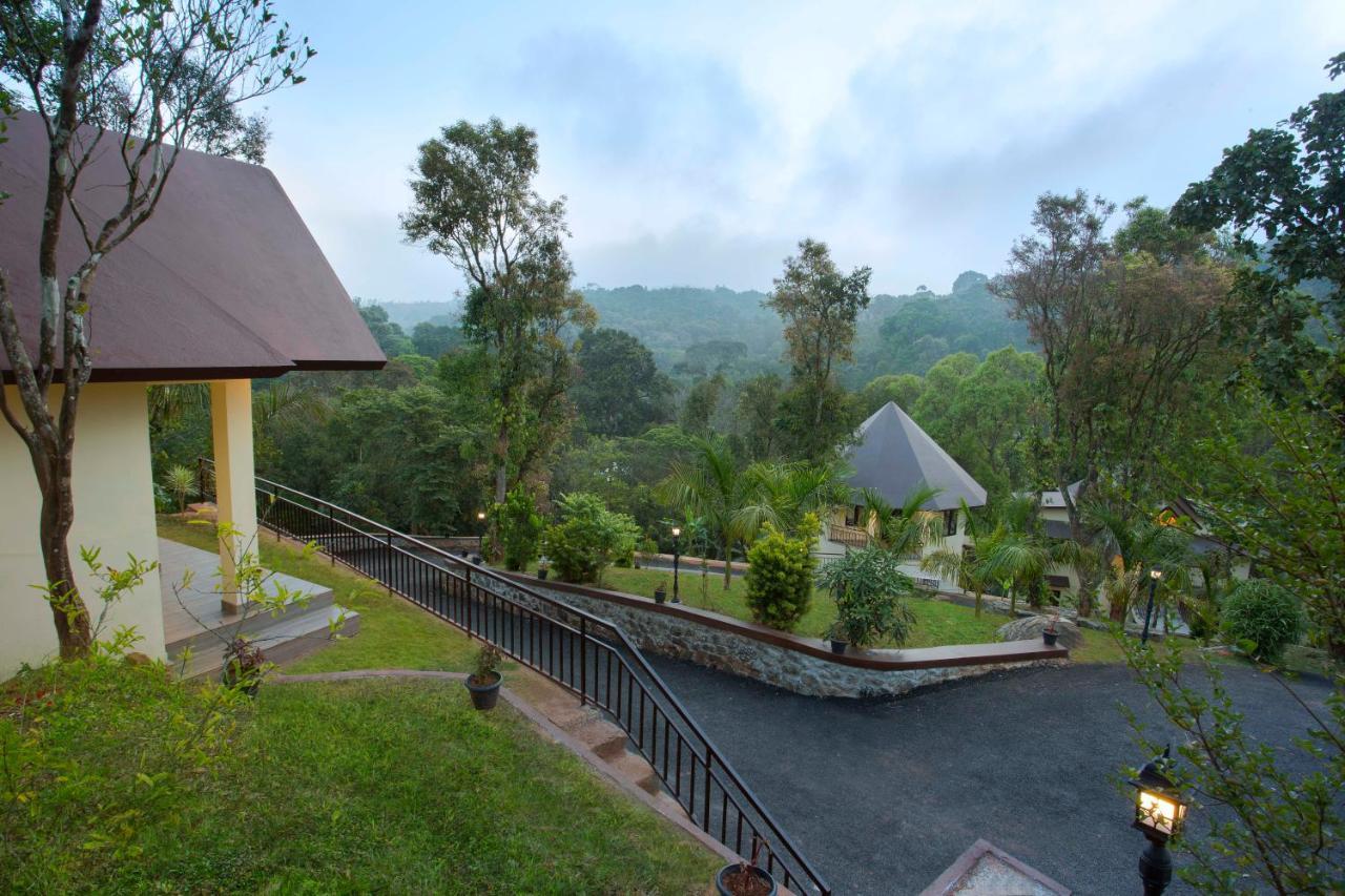 Spices Lap, Thekkady Hotel Bagian luar foto